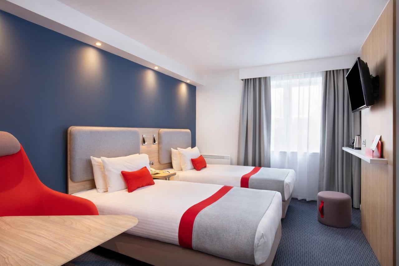 Holiday Inn Express Strathclyde Park M74, Jct 5 By Ihg Motherwell Buitenkant foto