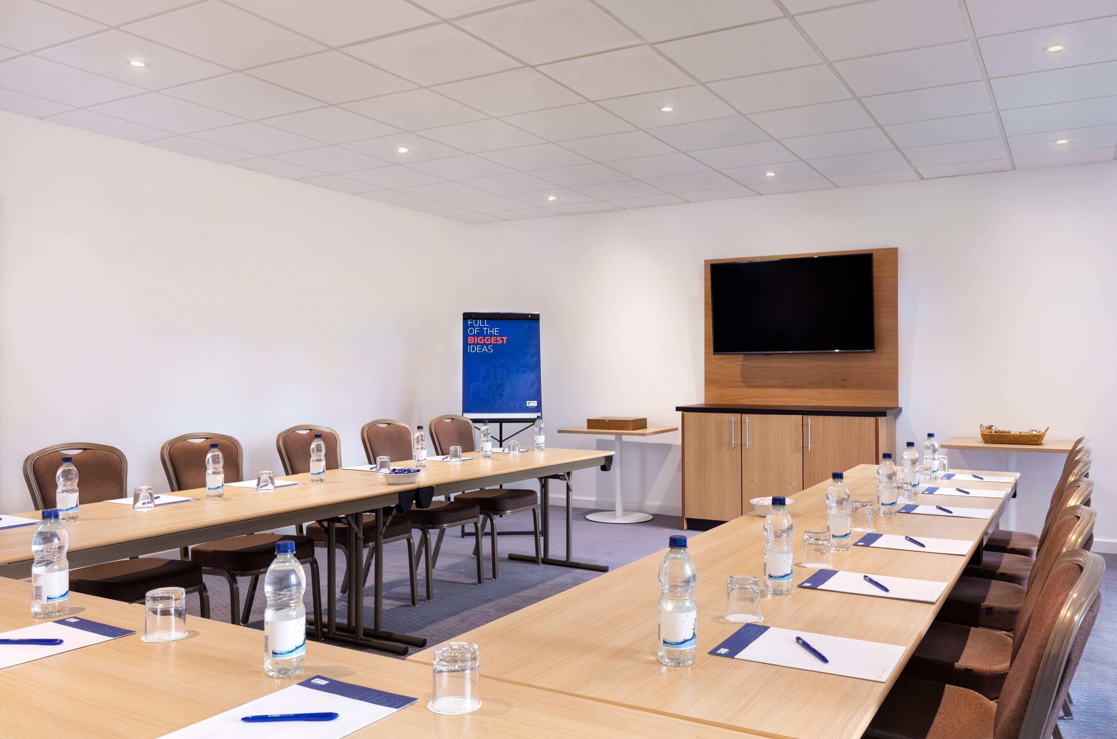 Holiday Inn Express Strathclyde Park M74, Jct 5 By Ihg Motherwell Buitenkant foto