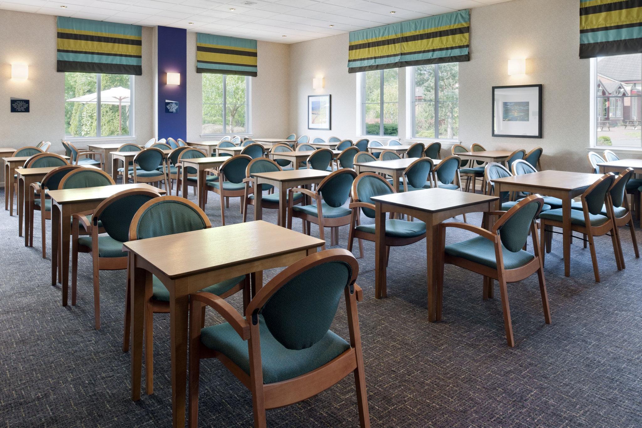 Holiday Inn Express Strathclyde Park M74, Jct 5 By Ihg Motherwell Buitenkant foto