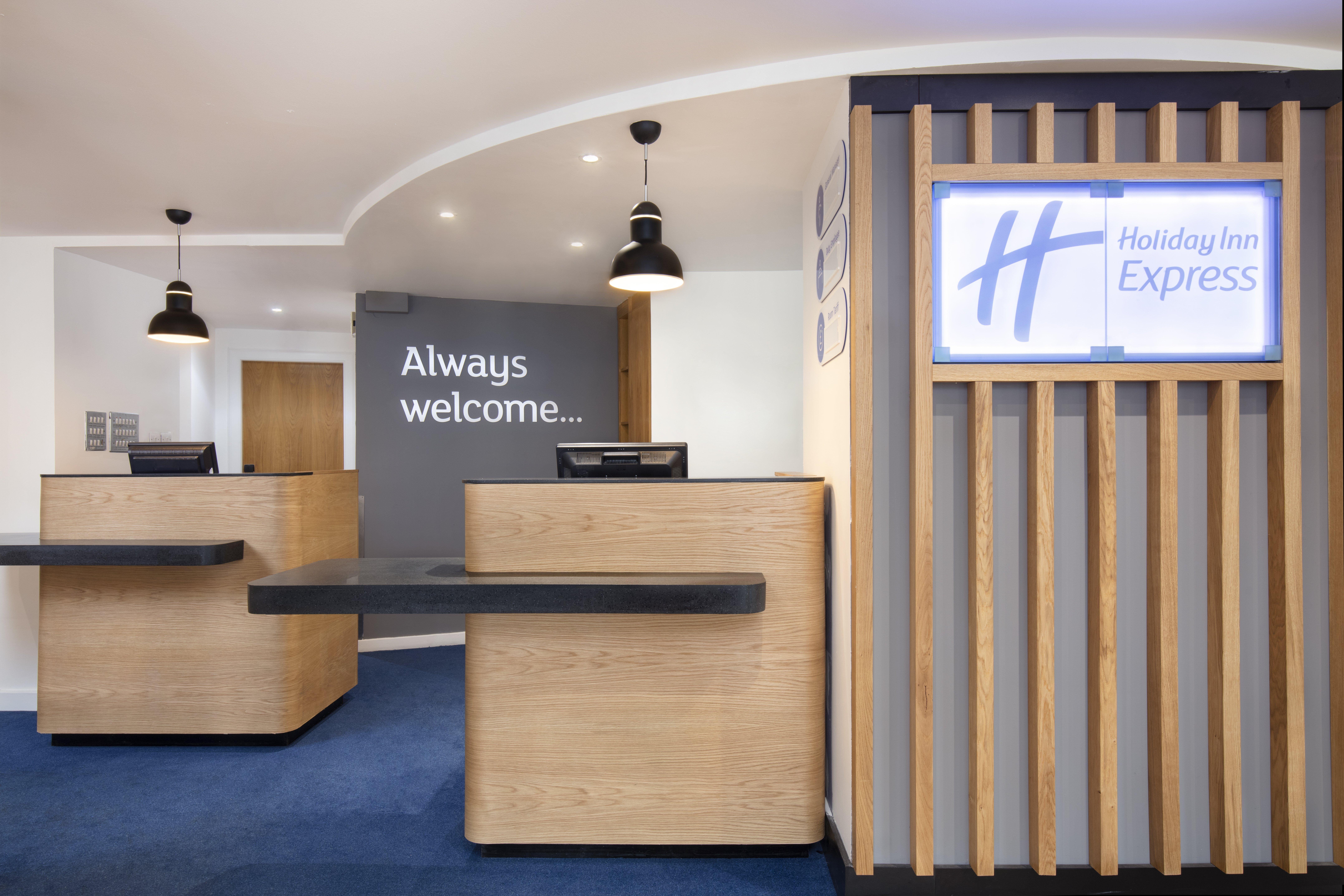 Holiday Inn Express Strathclyde Park M74, Jct 5 By Ihg Motherwell Buitenkant foto