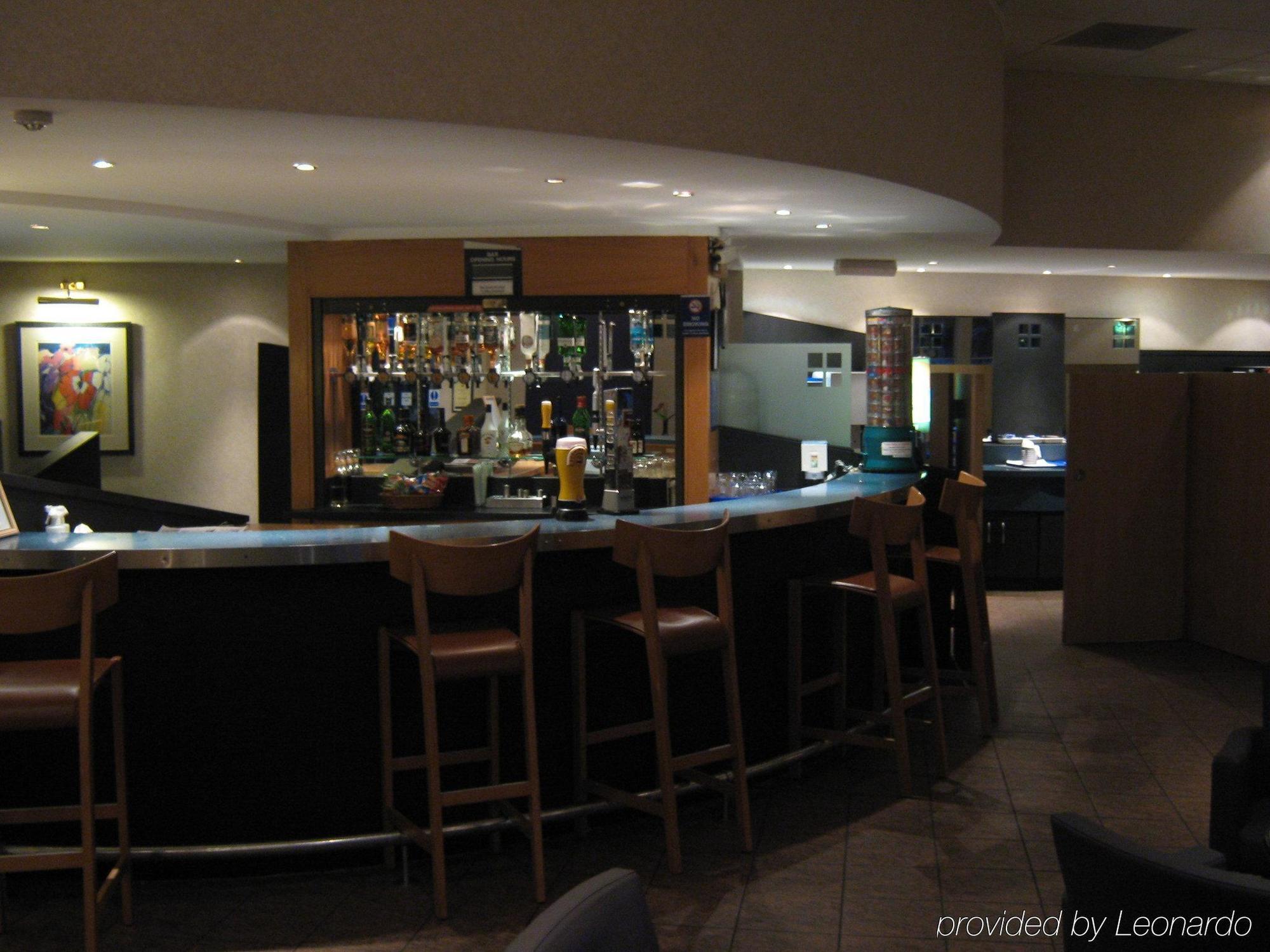 Holiday Inn Express Strathclyde Park M74, Jct 5 By Ihg Motherwell Buitenkant foto