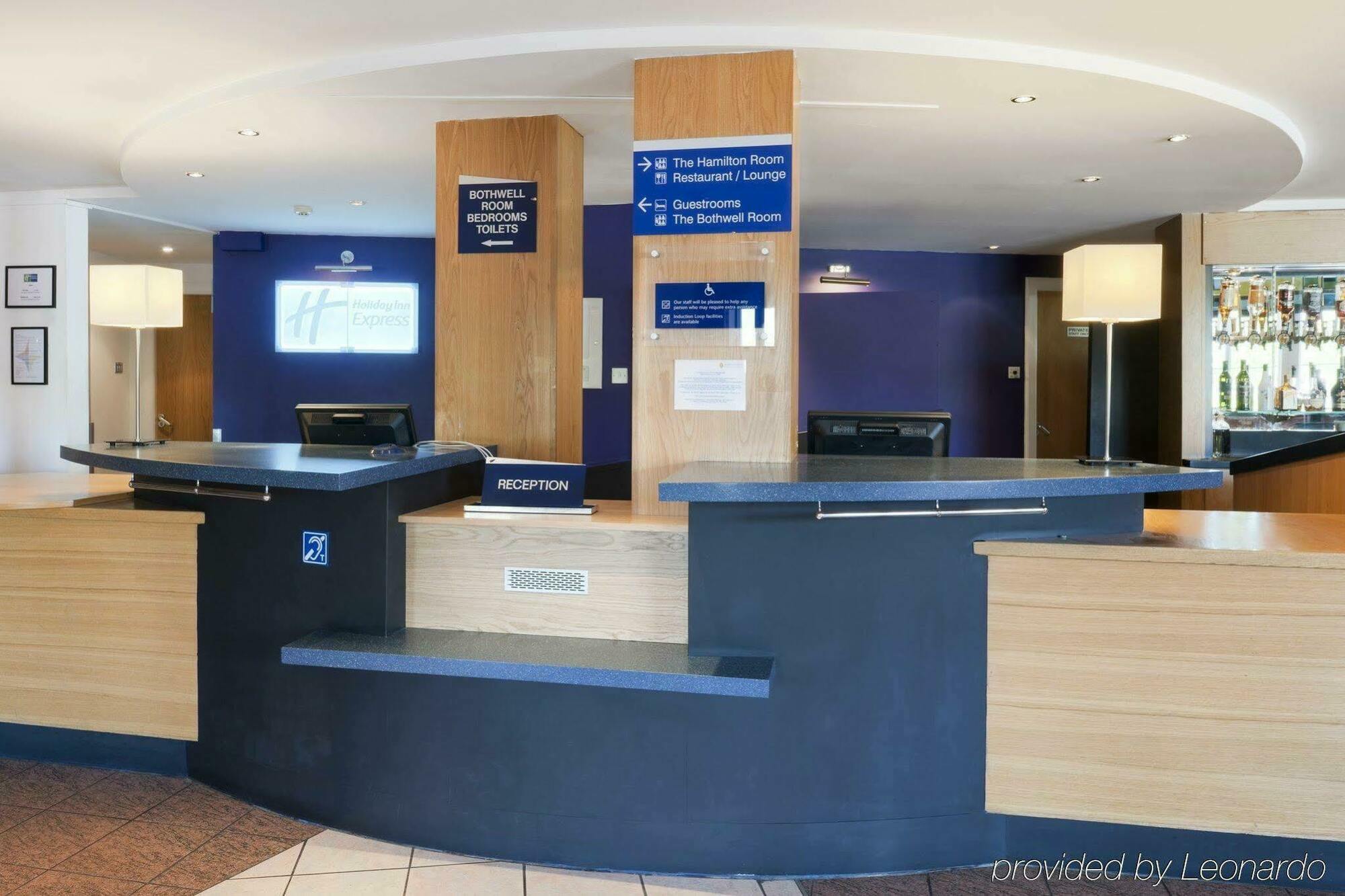 Holiday Inn Express Strathclyde Park M74, Jct 5 By Ihg Motherwell Buitenkant foto