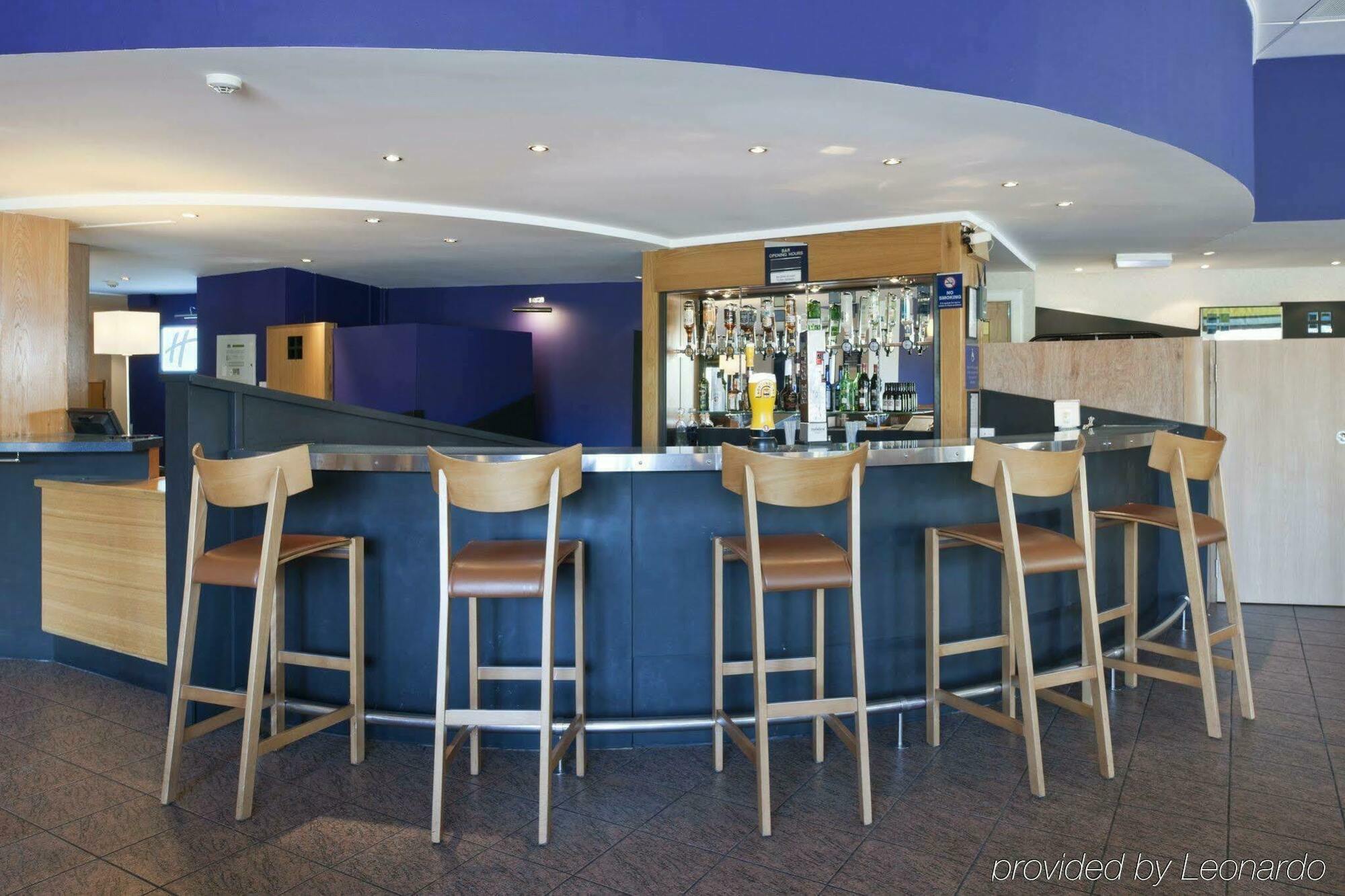 Holiday Inn Express Strathclyde Park M74, Jct 5 By Ihg Motherwell Buitenkant foto