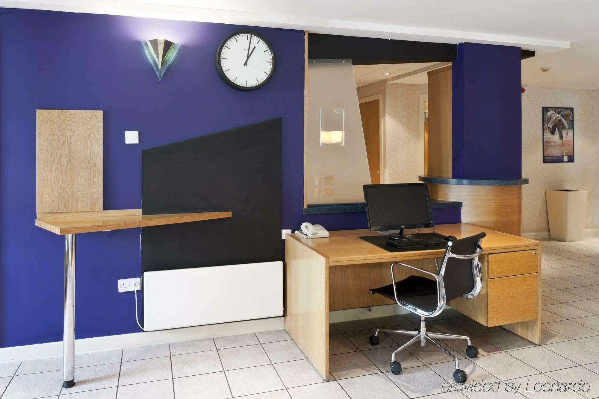 Holiday Inn Express Strathclyde Park M74, Jct 5 By Ihg Motherwell Buitenkant foto