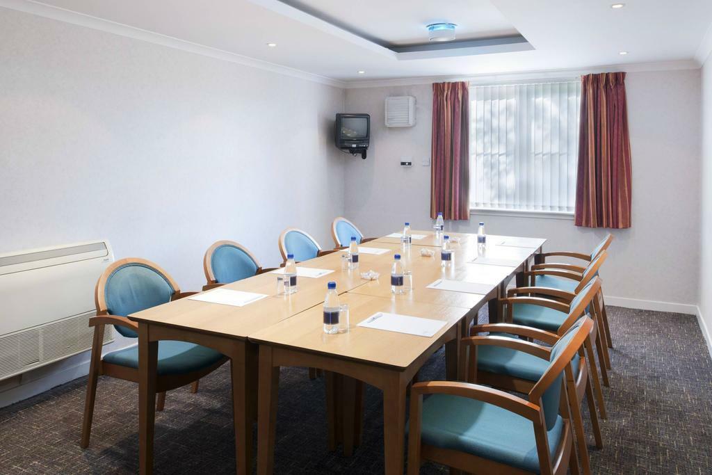 Holiday Inn Express Strathclyde Park M74, Jct 5 By Ihg Motherwell Buitenkant foto